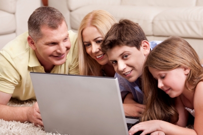 Family blogging can bring the family closer together